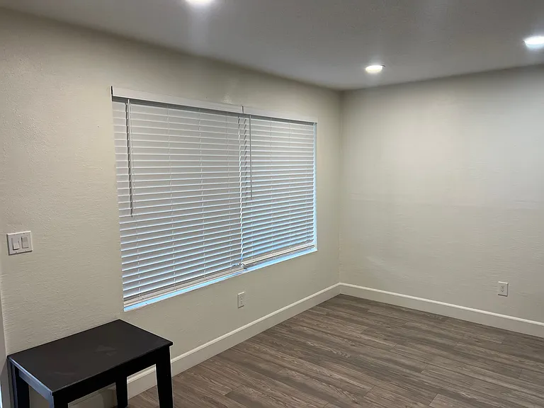 1000 W Macarthur Blvd #67 — Photo 6
