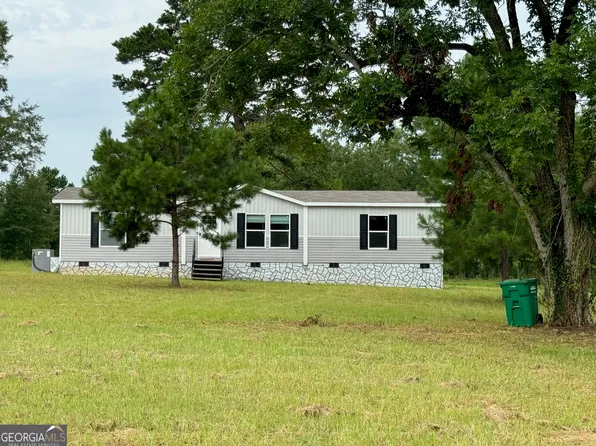 146 Livingston Rd, Smithville, GA 31787