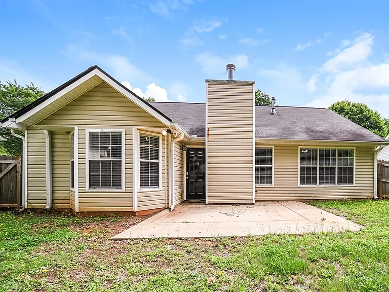 210 Coldsprings Ct — Photo 16