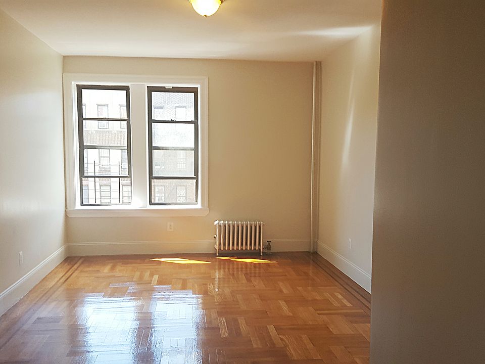 1st image of 289 Empire Blvd APT 5A