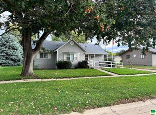713 W 3rd St, Ponca, NE 68770