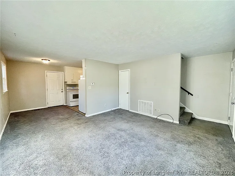 830 Pilot Ave — Photo 2