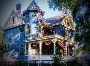 1000 S 4th St, Pekin, IL