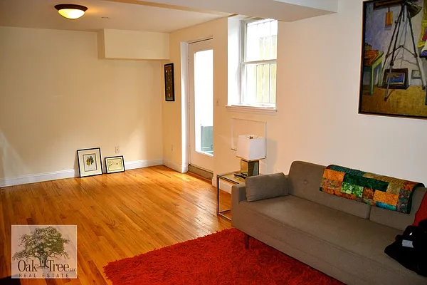 Rented by Oak Tree LLC | media 8