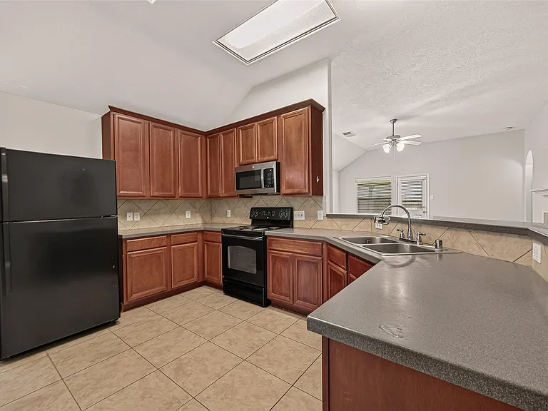 5006 Juniper Walk Ln — Photo 14