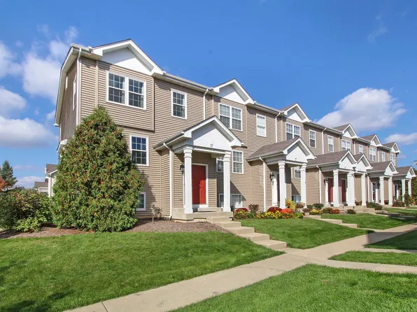 44 W Big Horn Dr, Hainesville, IL 60073
