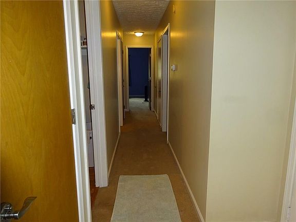 4th image of 8213 Lynn Dr