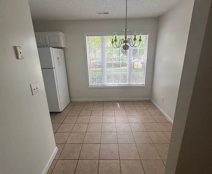 2411 Vancastle Way — Photo 4