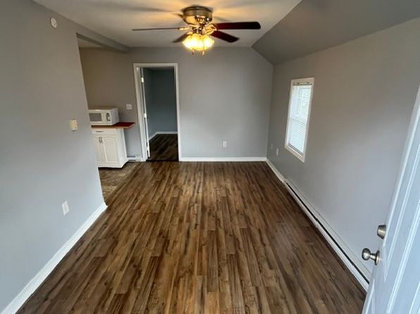 827 Lincoln St APT 2