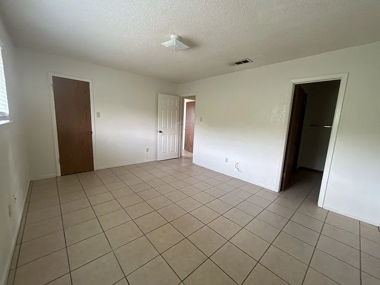 4209 Water St — Photo 21