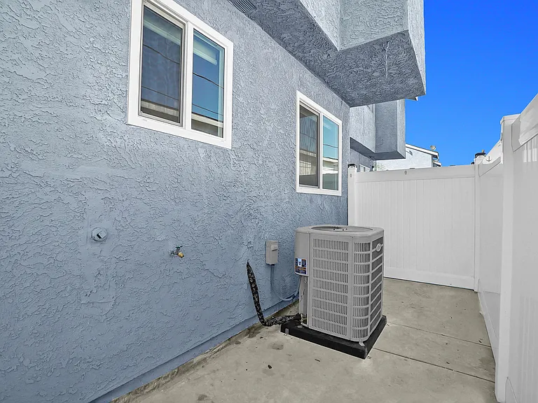 862 W. Mines Avenue — Photo 37