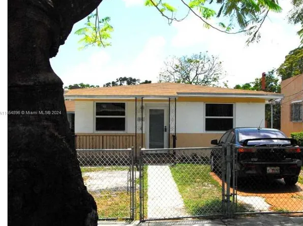 352 SW 17th Rd, Miami, FL 33129