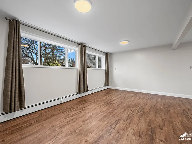 3868 Shannon Cir — Photo 41