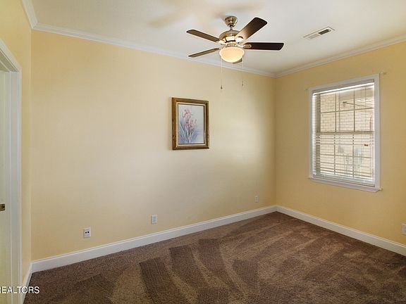 5th image of 122 Dayflower Way