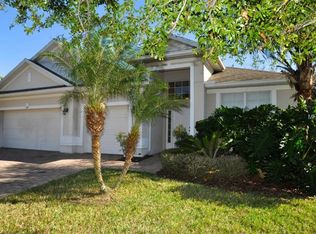 519 Alexandria Place Dr, Apopka, FL 32712