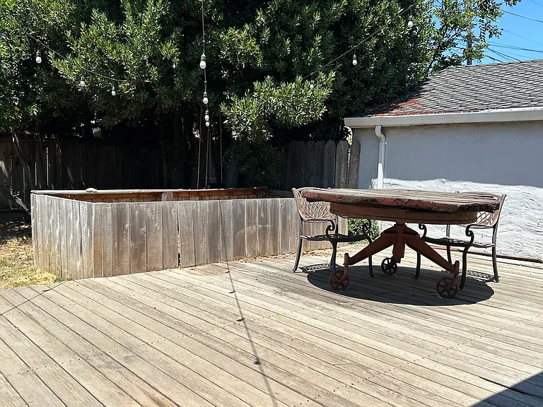 909 S Pleasant Ave — Photo 9