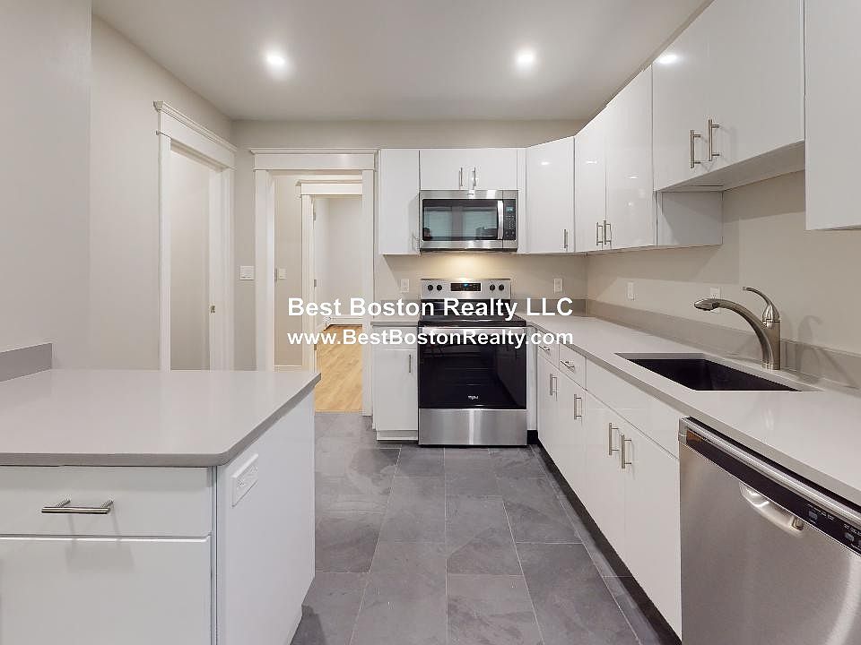 1st image of 33 Portsmouth St APT 1L