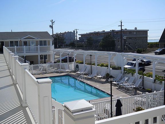 Salt water heated pool