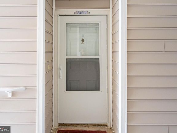 3rd image of 3403 S Sagamore Dr