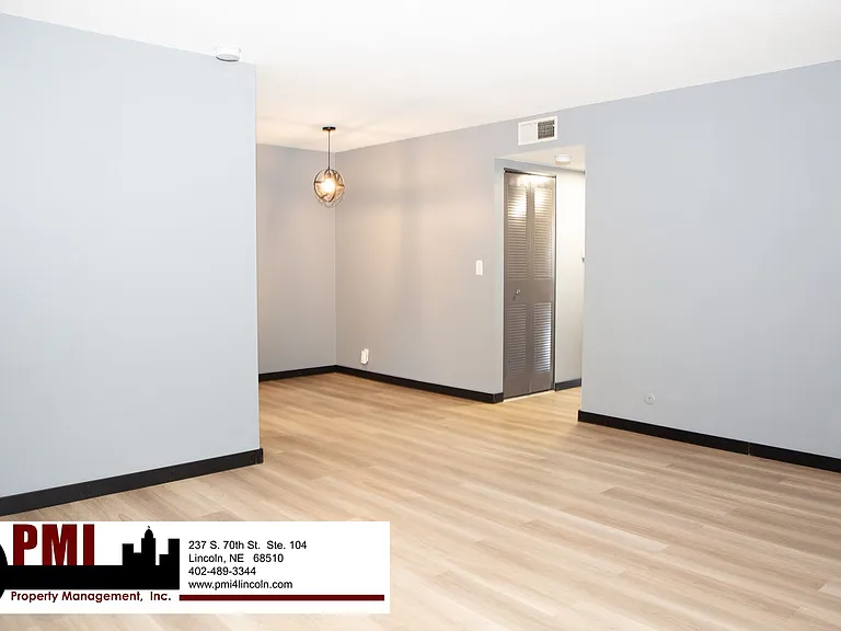 Cheerio Apartments — Photo 9