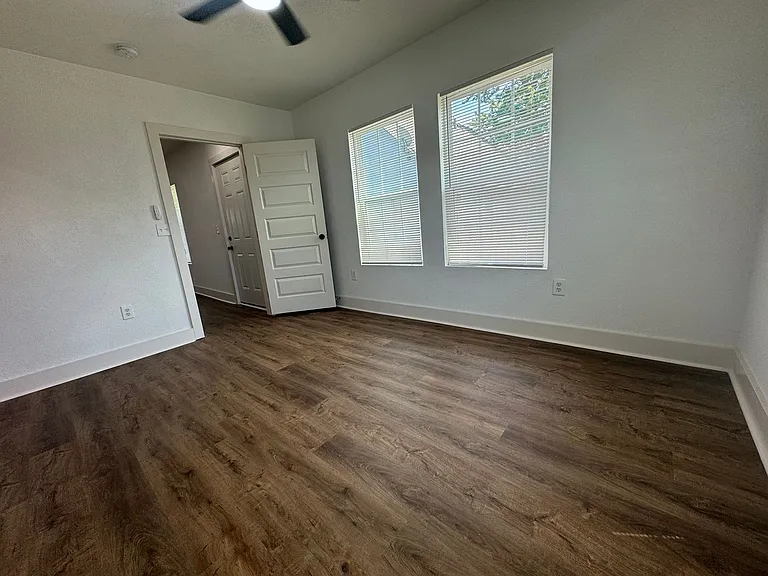 518 N Atlanta Pl — Photo 6
