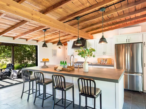 8099 Sonoma Highway, Kenwood, CA 95409