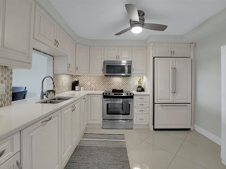 5100 N Ocean Blvd #602 — Photo 6