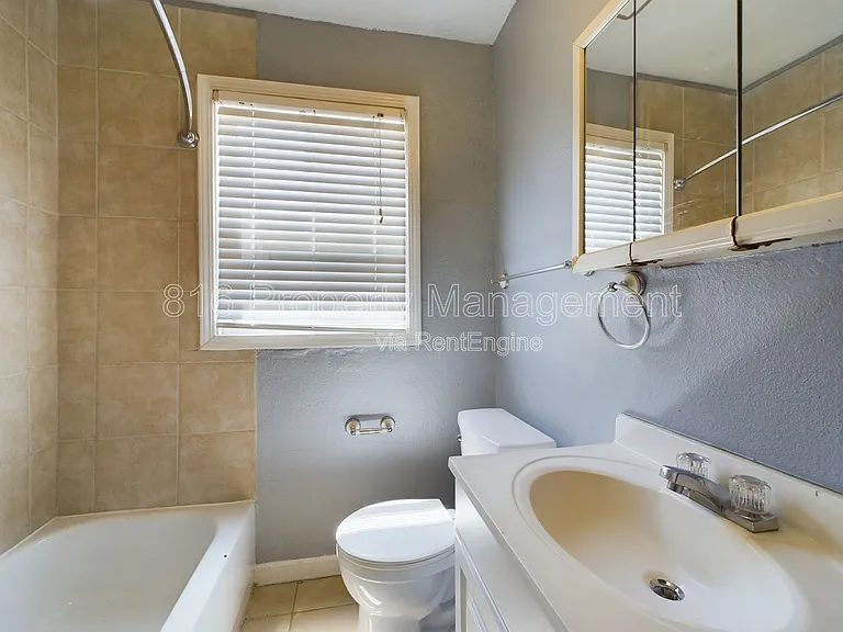 2938 Flora Ave #1S — Photo 7