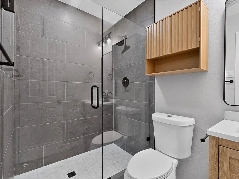 1004 Cross Bend Rd — Photo 22