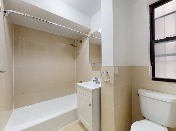 176 East Third Street image 4 of 8