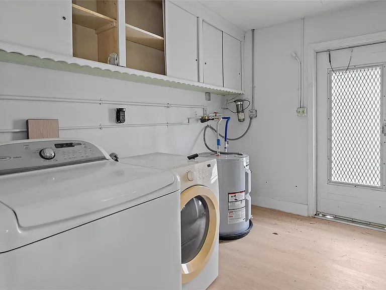 4510 NW 49th Dr — Photo 32