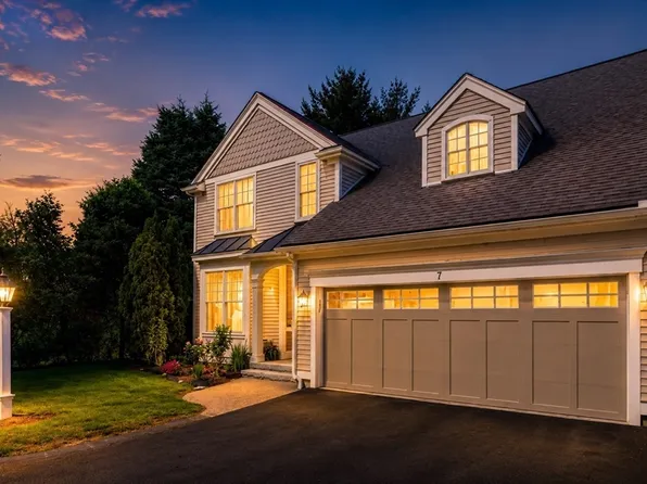 680 South Ave Unit 7, Weston, MA 02493