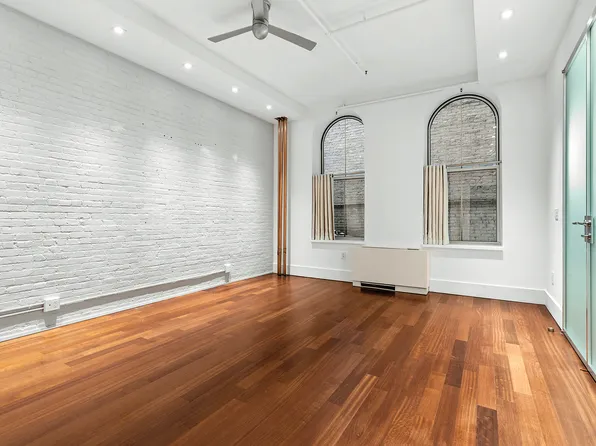 44 Laight Street image 9 of 13