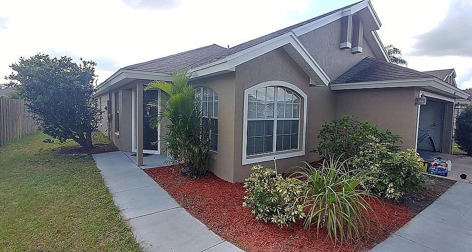 1st image of 2631 Pine Glen Ct