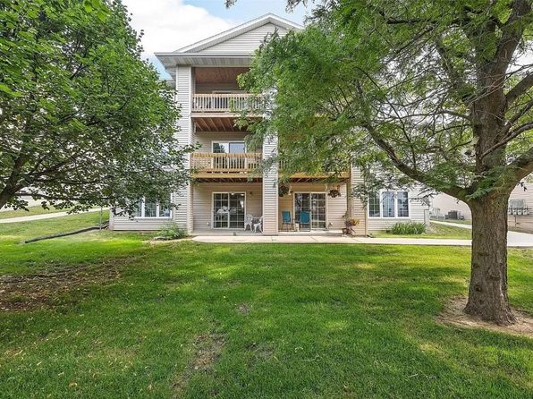 780 Magnolia Ln, Marion, IA