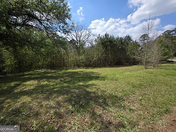 2nd image of 4563 Ruby Rd