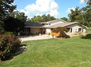 117 Deerwalk Cir, Marietta, OH 45750