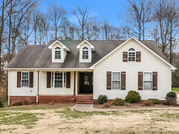 104 Farmwood Dr, Cherryville, NC 28021