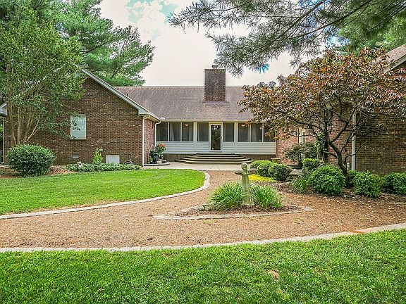 4th image of 126 Haynes Haven Ln