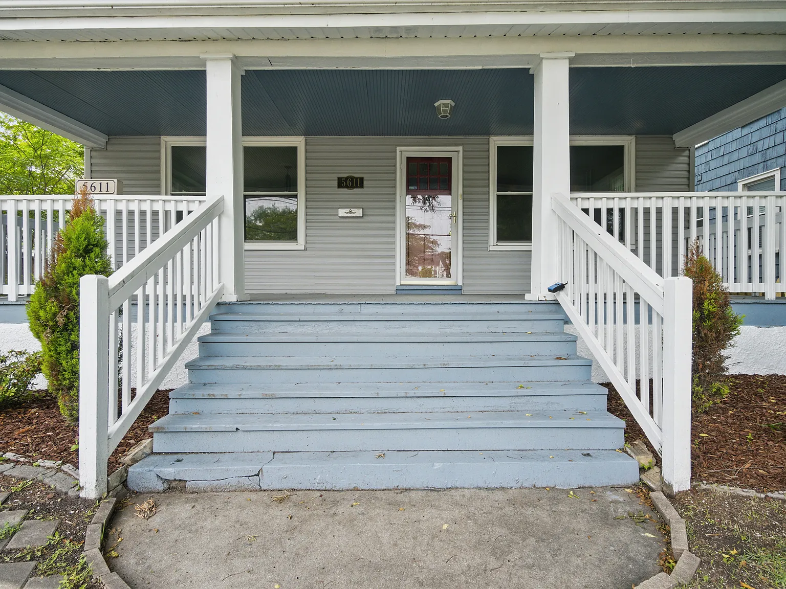 3 bed, 1.5 bath, 1867 sqft, $2,690 — Photo 4