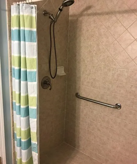 In Law Suite Bathroom