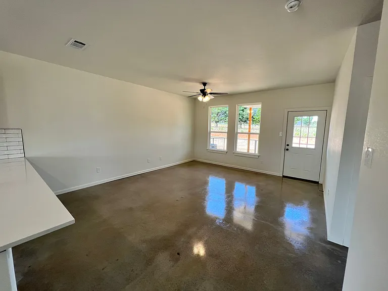 2232-106 W J E Woody Rd — Photo 6