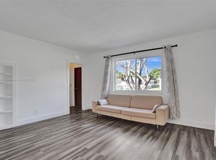 1140 NE 111th St #1, Miami, FL 33161