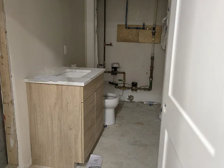 114 E Side Pkwy #1 — Photo 9