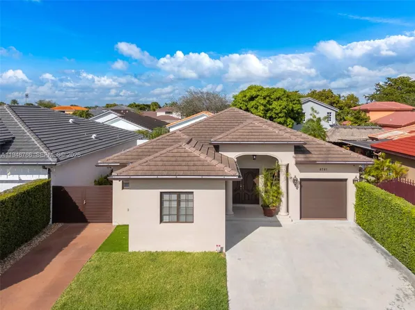 8781 NW 148th Ter, Miami Lakes, FL 33018
