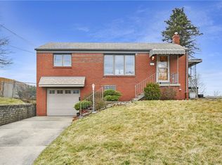 3648 Longview Dr, Homestead, PA