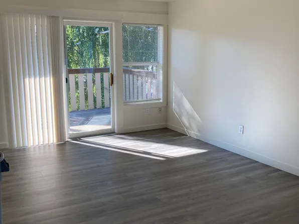 303 W Highland Ave #D, Chelan, WA 98816