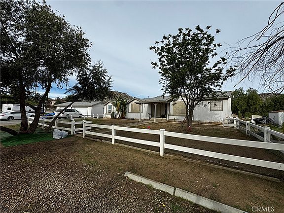 2nd image of 25120 Charina Rd