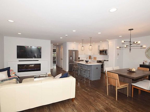 5th image of 750 Lido Blvd APT 74B