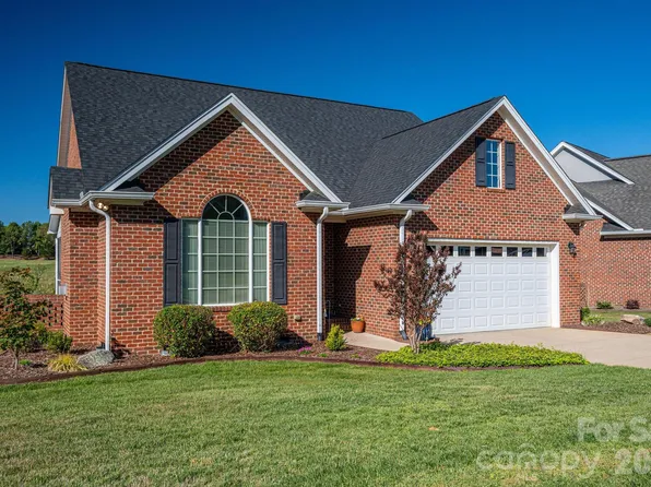 141 Spring Forest Dr, Shelby, NC 28152